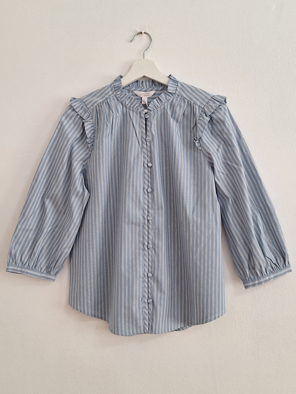 NWT LC Lauren Conrad Light Blue & White Striped Ruffle-Shoulder Button Blouse